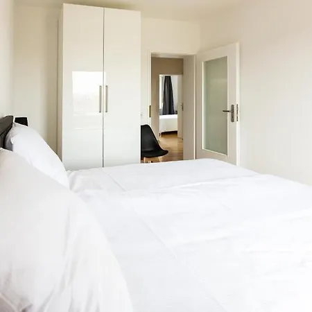 別荘 Grosszuegiges Ferienhaus Mit Klimaanlage In Ruhiger Lage *