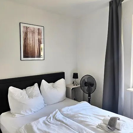 別荘 Grosszuegiges Ferienhaus Mit Klimaanlage In Ruhiger Lage ヴュルツブルク
